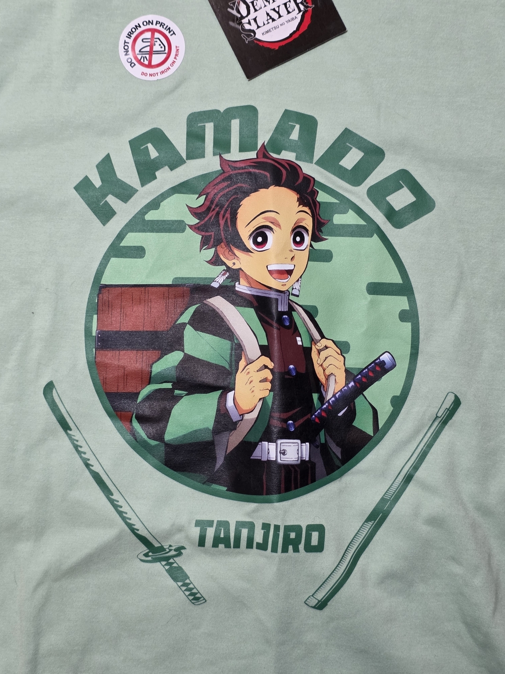 Demon Slayer Unisex Kimetsu No Yaiba Graphic Tee Shirt Sz Md *NWT